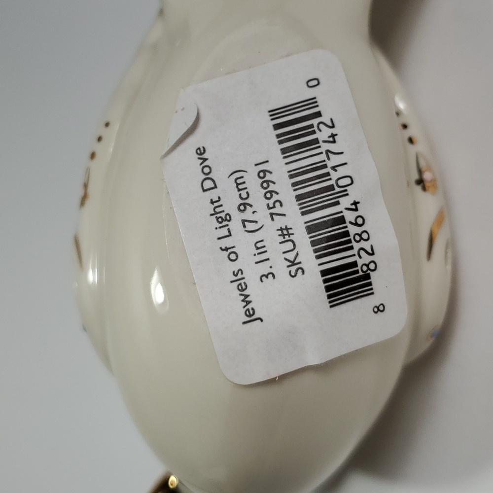 Lenox "Jewel of Light Dove" Figurine - Picture 7 of 10